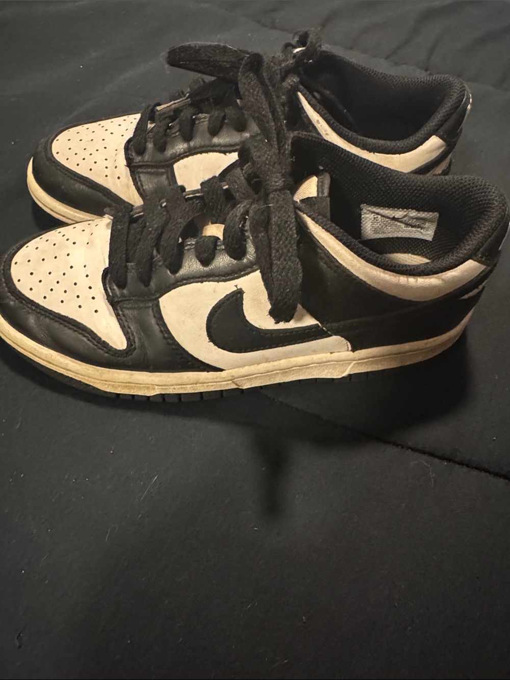 Nike Kids Black and Cream Low-Top Sneakers